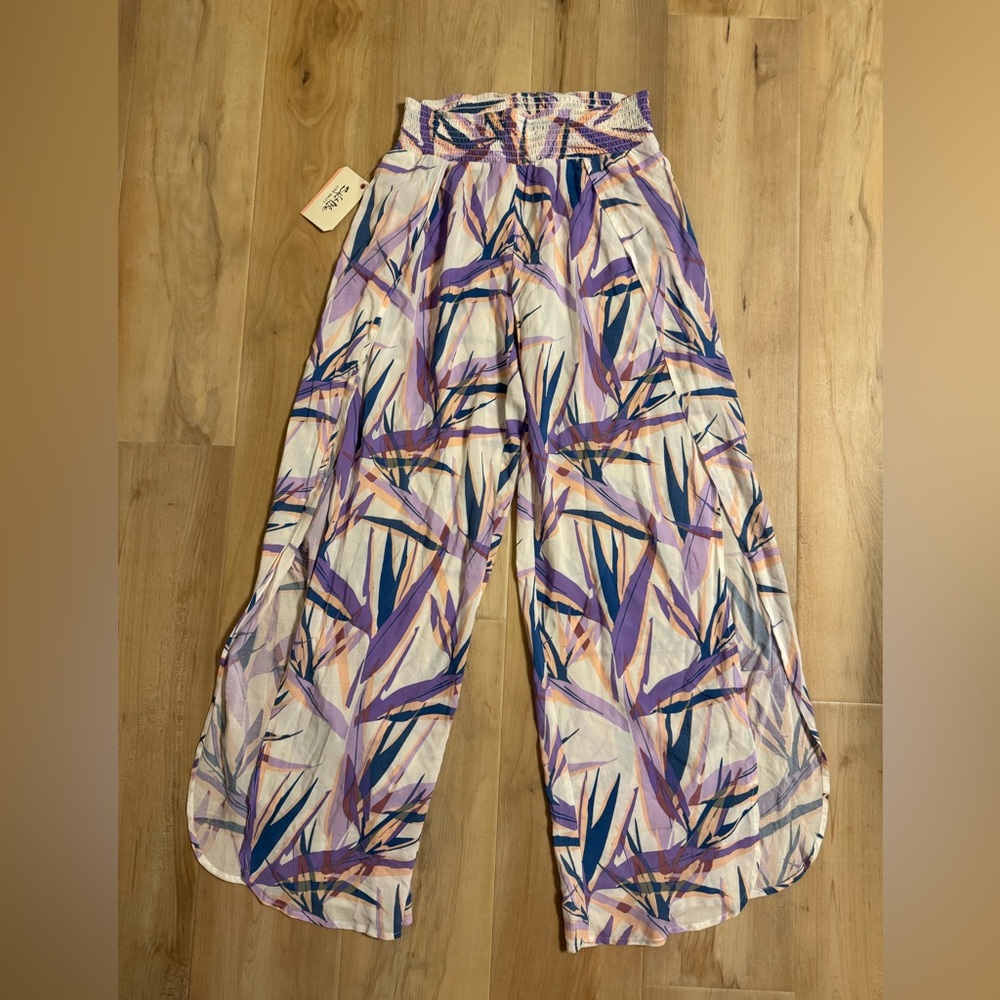 NWT Salt Life Utopia Palm Pants Size Medium